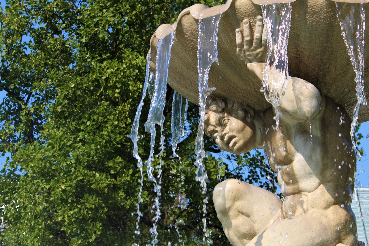 Fountain, linz, linz central station — Royalreels Casino Payment Methods Visa Deposits and Withdrawals Guide